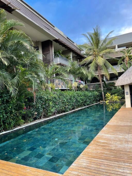 Les Alizees Grand Baie Apartment Exterior photo